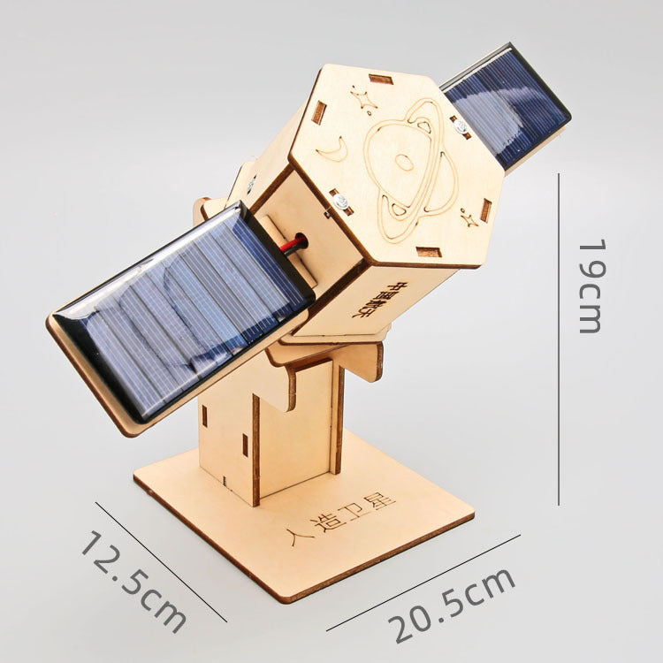 Assembled DIY Satellite Model with solar panels, illustrating dimensions: 19cm height, 20.5cm length, 12.5cm width.